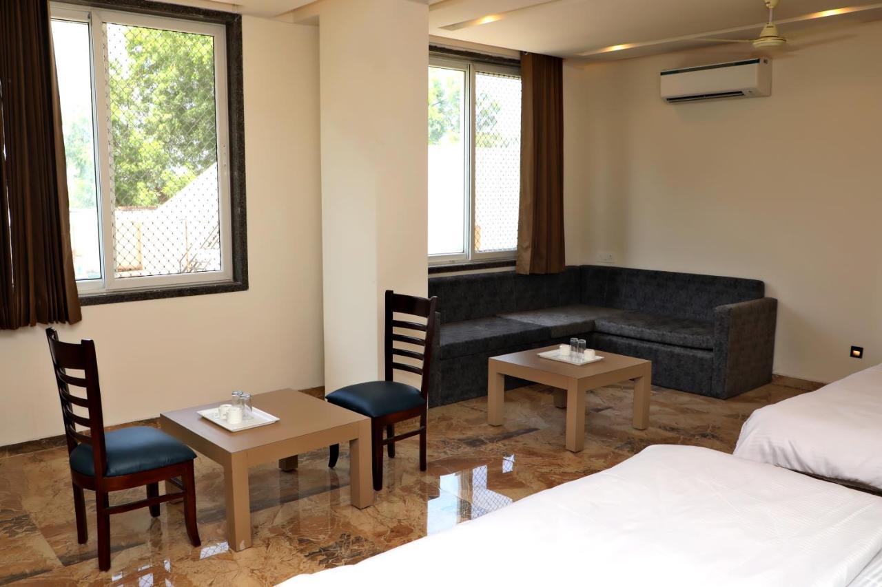 Hotel Keshav Inn Rajsamand Esterno foto